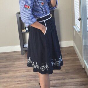 Comme Toi Embroidered Bicycle Skirt Small